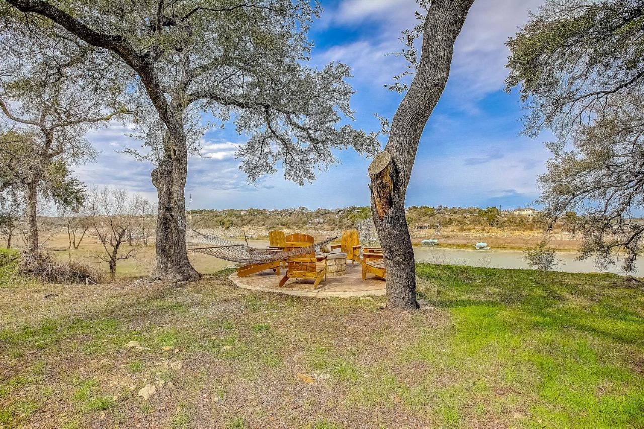 Lakeview Lodge Spicewood Bagian luar foto